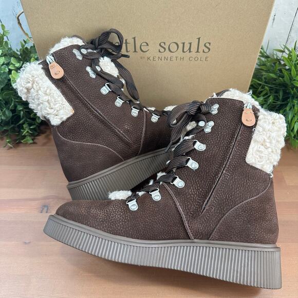 Gentle Souls by Kenneth Cole Women's Behann Alpine Lace-up Boots Size 11 - Picture 7 of 8